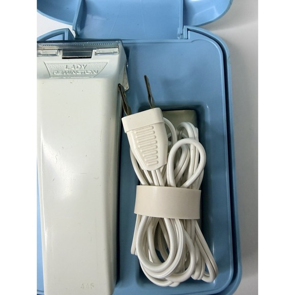 Vintage Lady Remington Electric Shaver Blue Travel Case Corded Working 1970s - Picture 4 of 6